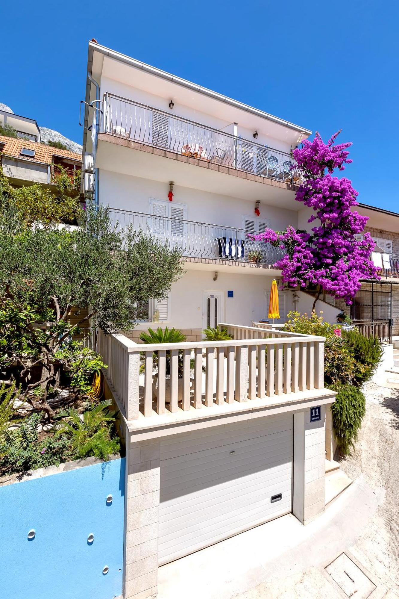 Apartments Lucija Baška Voda Exterior foto